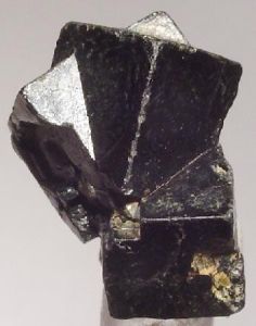 thorianit
